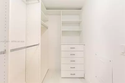 16385 Biscayne Blvd #1805, North Miami Beach, FL 33160 - Photo 19