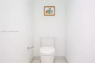 16385 Biscayne Blvd, North Miami Beach, FL 33160 - Photo 27