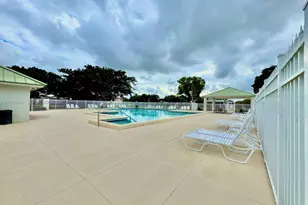 1415 SW 110th Way, Davie, FL 33324 - Photo 33
