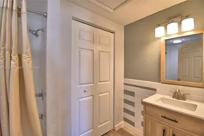 208 Center Street, Other City - In The State Of Florida, FL 33823 - Photo 9