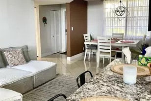 3450 Blue Lake Dr, Pompano Beach, FL 33064 - Photo 9