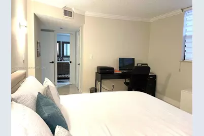 3450 Blue Lake Dr #107, Pompano Beach, FL 33064 - Photo 17