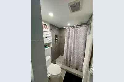 3450 Blue Lake Dr #107, Pompano Beach, FL 33064 - Photo 15