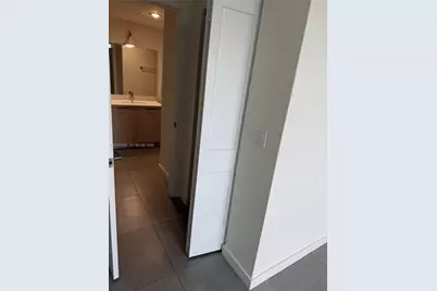 16395 Biscayne Blvd #318, North Miami Beach, FL 33160 - Photo 5