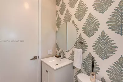 650 Curtiswood Dr, Key Biscayne, FL 33149 - Photo 15