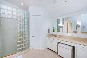 650 Curtiswood Dr, Key Biscayne, FL 33149 - Photo 25