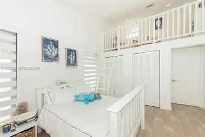650 Curtiswood Dr, Key Biscayne, FL 33149 - Photo 27