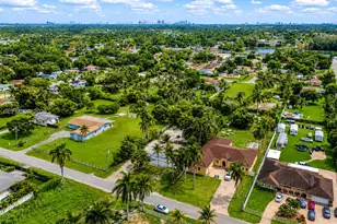 10945 NW 19th Ave, Miami, FL 33167 - Photo 5