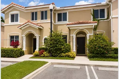 2459 SE 10th St #2459, Homestead, FL 33035 - Photo 9