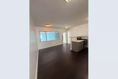 1040 NW 3rd Ave #5, Miami, FL 33136 - Photo 3