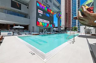 20 NE 11th St, Miami, FL 33132 - Photo 11