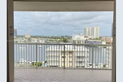 121 Golden Isles Dr #904, Hallandale Beach, FL 33009 - Photo 17