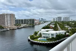 121 Golden Isles Dr, Hallandale Beach, FL 33009 - Photo 13