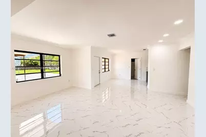 401 S Shore Dr, Miami Beach, FL 33141 - Photo 15