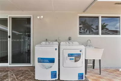 11432 NW 87th Pl #11432, Hialeah Gardens, FL 33018 - Photo 29