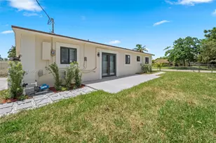 1944 NE 2nd Ave, Pompano Beach, FL 33060 - Photo 5