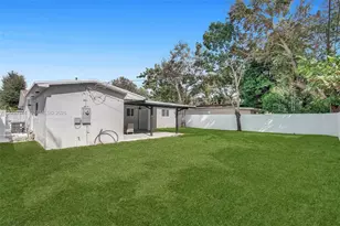 310 NE 162nd St, Miami, FL 33162 - Photo 31