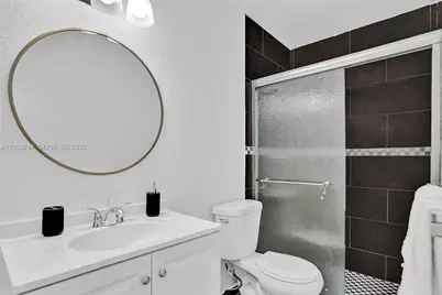 310 NE 162nd St, Miami, FL 33162 - Photo 11