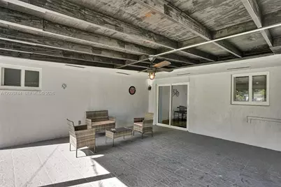 310 NE 162nd St, Miami, FL 33162 - Photo 27
