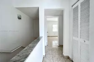 444 NW 84th St, Miami, FL 33150 - Photo 13