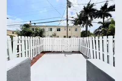 444 NW 84th St #444, Miami, FL 33150 - Photo 9