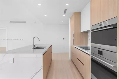2411 Laguna Circle #705, North Miami, FL 33181 - Photo 7