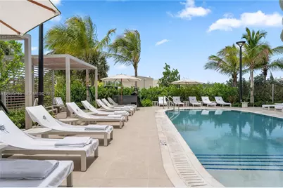 2411 Laguna Circle #705, North Miami, FL 33181 - Photo 37