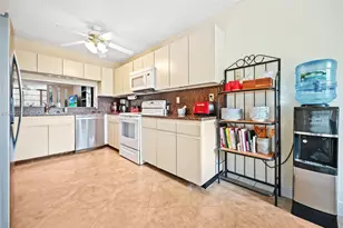 5598 Witney Dr, Delray Beach, FL 33484 - Photo 11