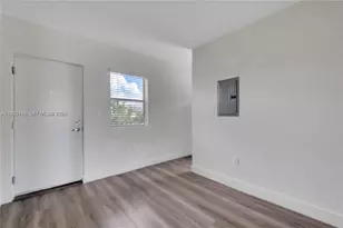1710 NW 1st Ct, Miami, FL 33136 - Photo 3