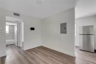 1710 NW 1st Ct, Miami, FL 33136 - Photo 7