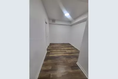 120 SW 8th Ave #502, Miami, FL 33130 - Photo 13