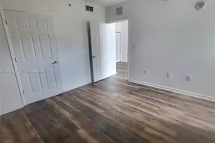 120 SW 8th Ave, Miami, FL 33130 - Photo 7