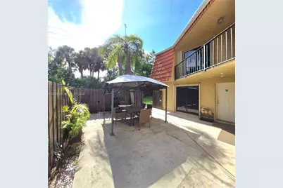 23106 Oxford Pl #D, Boca Raton, FL 33433 - Photo 3