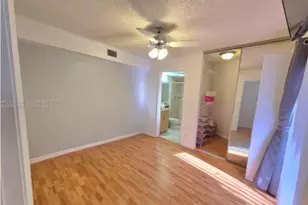 23106 Oxford Pl, Boca Raton, FL 33433 - Photo 17