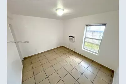 420 NW 10th St #7, Miami, FL 33136 - Photo 5