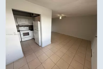 6675 W 4th Ave #402, Hialeah, FL 33012 - Photo 1