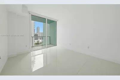 1900 N Bayshore Dr #2207, Miami, FL 33132 - Photo 5