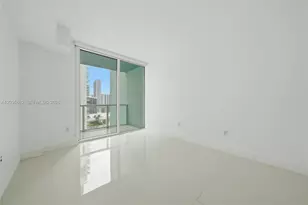 1900 N Bayshore Dr, Miami, FL 33132 - Photo 5