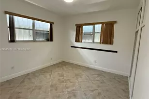 7720 Byron Ave, Miami Beach, FL 33141 - Photo 25