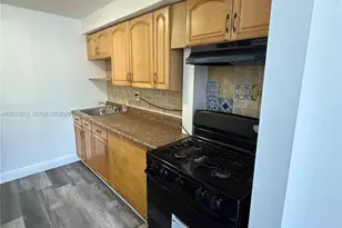 7720 Byron Ave, Miami Beach, FL 33141 - Photo 5