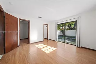 443 NE 38th St, Boca Raton, FL 33431 - Photo 21