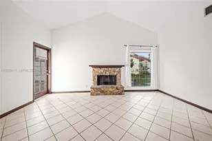 443 NE 38th St, Boca Raton, FL 33431 - Photo 9