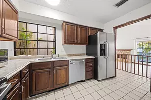 443 NE 38th St, Boca Raton, FL 33431 - Photo 13