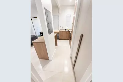 245 NE 33rd St #104, Miami, FL 33137 - Photo 9