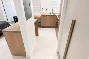 245 NE 33rd St, Miami, FL 33137 - Photo 9