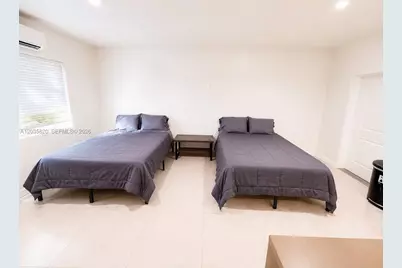 245 NE 33rd St #104, Miami, FL 33137 - Photo 5