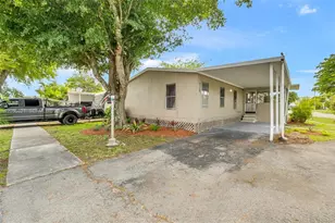 710 NW 217th Way, Pembroke Pines, FL 33029 - Photo 3