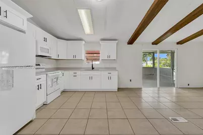 710 NW 217th Way, Pembroke Pines, FL 33029 - Photo 11