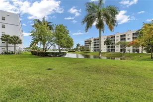 10710 NW 66th St, Doral, FL 33178 - Photo 47