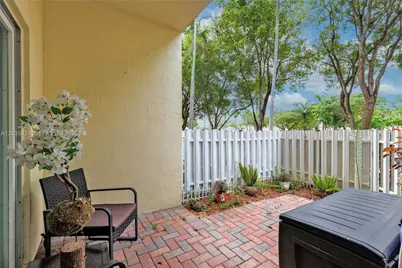 10710 NW 66th St #104, Doral, FL 33178 - Photo 31